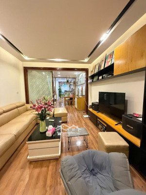 bán gấp nhà mễ trì 58m, ô tô tránh, 2 ô tô ngủ trong nhà, kinh doanh, nhà đẹp 17,75 tỷ