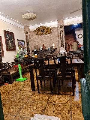 bán nhà hoàng hoa thám ba đình dt 80m2 4t mt5.6m giá 18 tỷ ôtô đỗ cửa kinh doanh, rất gần phố