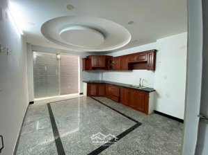 bán chdv full 12 phòng mặt tiền đường nguyễn đình chính, 75m2, quận phú nhuận