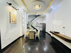 hẻm xe hơi thông - nhà nở hậu - 4 tầng - chỉ hơn 7 tỷ