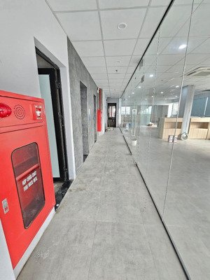 bán nhà mặt phố vũ tông phan, toà building lô góc, 10 tầng, 3000m2 sàn, 5 tỷ/năm, giá 145 tỷ