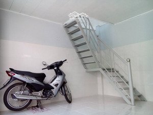 hẻm thông 3m, căn góc, nhà mới, 3,5tr/t