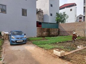 đâu tư. bán đất thạch bàn, ô tô đỗ cửa vào đất, dt: 50m2, mt: 4.52m. chỉ 6.x tỷ