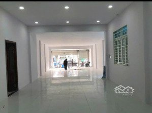 mặt tiền nguyễn oanh khu trung tâm kinh doanh đông đúc mà giá chỉ bằng trong hẻm