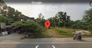 đất mặt tiền tỉnh lộ 2 , gần bãi tắm vinh thanh