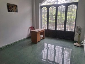 cho thuê nhà 1 triệt 1 lầu trong khu dân cư hiệp thành 1 gần bệnh viện 512 giường nhà thiết kế