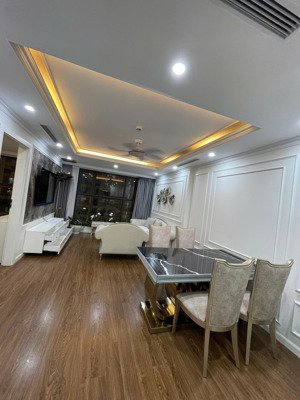 bán căn hộ chung cư cao cấp 3 phòng ngủ