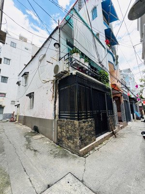 bán nhà lê văn sỹ , p12 , 48m2 , 6,5tỷ bớt lộc . lh : việt anh