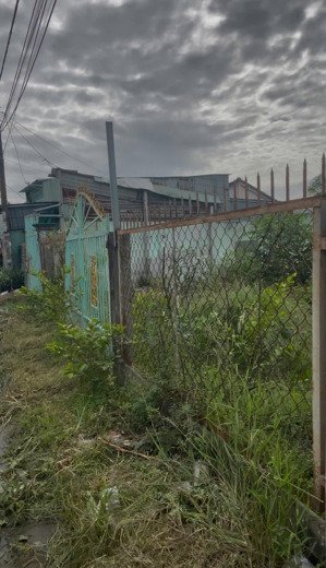 đoàn nguyễn tuấn 350m2 ngang 11, 1tỷ500tr/350m2, qui đức, bình chánh. shr, full thổ, kế bến xe