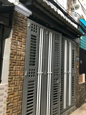 nhà full nt vào ở ngay! 10m ra hxh, đường huỳnh văn bánh phường phú nhuận - chỉ 6 tỷ