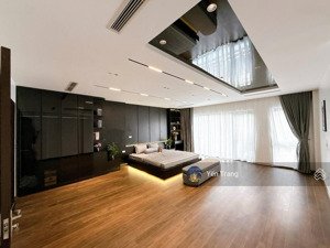 chính chủ bán nhà phố hoàng sâm, thang máy, kd, 68m2x6t/ mt 6m/ 26 tỷ.