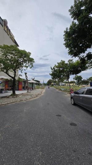 chính chủ cần bán gấp góc 2 mặt tiền 211m2 phan đình thông - ngay võ quí huân
