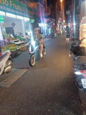 bán nhà yên hòa cầu giấy-s= 40m- nhà dòng tiền doanh thu 300tr/ năm.