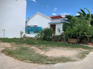 lô đất góc 2 mặt tiền chợ vĩnh thái (nay phường nam nha trang)