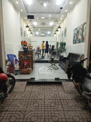 nhà lầu trệt mặt tiền kinh doanh lý thường kiệt phường dĩ an tp hồ chí minh