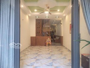 nhà mới 4 tầng nội thất nhập khẩu đức mt khu vip bàu cát 117m hơn 19 tỷ.