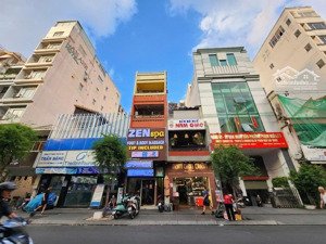 bán gấp nhà mt đường đề thám ngay bùi viện dt ngang 8,8m x 19m, hầm 7 tầng thang máy giá 100 tỷ