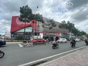 chính chủ bán nhà mặt tiền mỹ tho