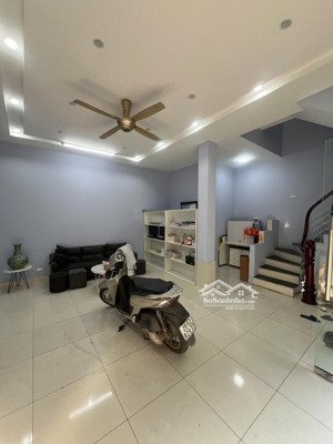 phân lô trung kính to - tt cầu giấy - oto tránh - vỉa hè kinh doanh tương lai giá tăng cao