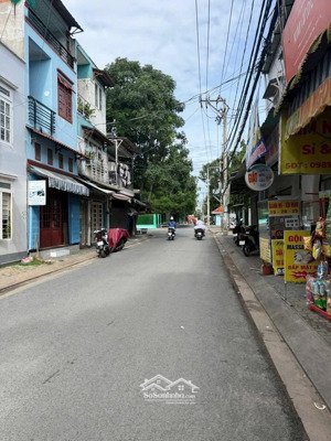 đất 5x16 hẻm 7 mét , kế bên kênh tham lương, lê trọng tấn,giá:5 tỷ 5 dân trí cao