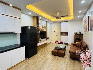 tôi chính chủ bán căn hộ tầng 22 tân việt full nội thất ban công đông nam