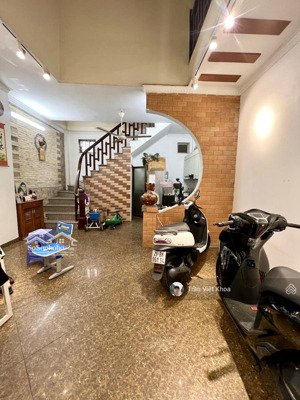 hiếm như vàng - 41m dân xây phố hoàng cầu a ngõ thông, ô tô qua nhà - vài bước ra công viên 14 tỷ