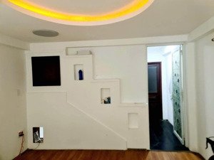 cần bán nhà 3 tầng kiệt ô tô 6m ngay hàm nghi- nguyễn văn linh - trung tâm tp