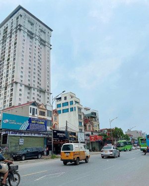 bán 45m2 đất ,mặt tiền 4,3m,đức thượng, hoài đức,đường thông ,20m ra trục chính ô tô tránh