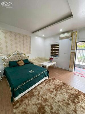 CC06- Cho thuê căn hộ phố Văn Cao