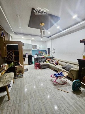 bán nhà quận 8, âu dương lân, 3 tầng, hẻm 6m, 5x20m, nhỉnh 9tỷ