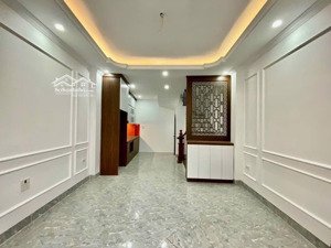 bán nhà riêng trần duy hưng tt cầu giấy 45m2 x 5t x 6pn. 30m ra mặt phố. kd đỉnh. 