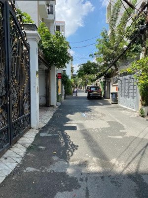 căn duy nhất! giá mềm nhất khu vực! hxh xịn 6m lê văn sỹ 5x11m. 4 tầng vào ở ngay, chỉ 11,9 tỷ tl