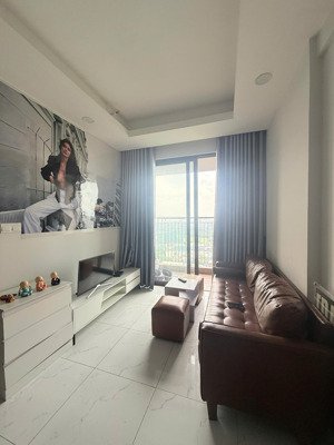 chính chủ cho thuê căn hộ có nội thất giá 6tr/tháng