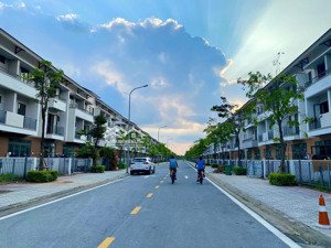 bán gấp shophouse centa riverside - giá rẻ nhất thị trường, sổ hồng trao tay