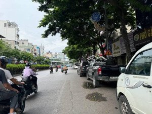 hàng hiếm - vị trí kim cương trung tâm long biên - mặt phố nguyễn văn cừ