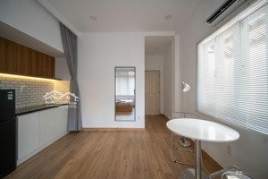 cho thuê căn hộ studio phong cách tối giản hiện đại ở quận 2