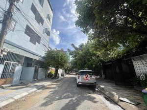 đất đường khuê mỹ đông 5_xây toà căn hộ dv_gần biển_xung quanh khách tây lưu trú full