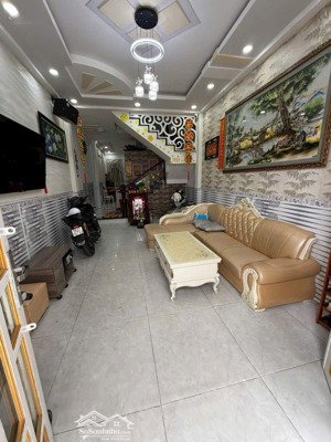 8ty6 thương lượng chính chủ định bán nhà hẻm nội bô khu vực cao lỗ p4 q8