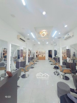 mặt tiền kinh doanh đường tân hương, tân phú, 4.2 x 24.2, giá bán 15 tỷ.