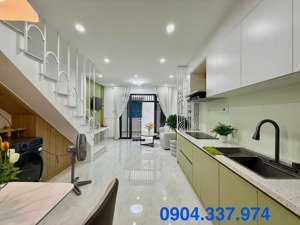 bán nhà minh khai dân xây 32m2 - 3 ngủ - lô góc - full nội thất - vài chục mét ra ô tô - giá tốt