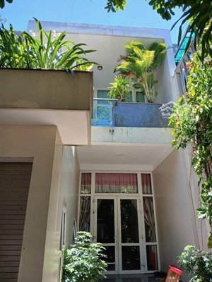 bán biệt thự vườn sát biển mân thái, võ duy ninh, 158m2(6x25), 2tầng, chỉ 9.xty