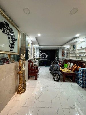 nhà mặt tiền đường phạm văn đồng, phường linh tây, tp thủ đức, 69,6m2 nhỉnh 6 tỷ.