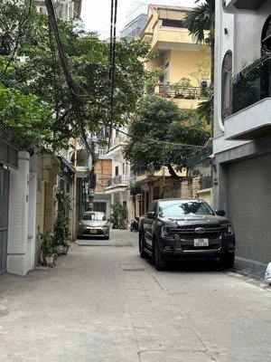 bán nhà 5 tầng lai xá - gần ô tô - sát đường 32 - 4.8 tỷ