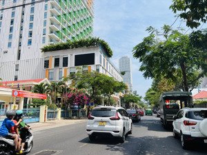 cho thuê nhà 4 tầng gần biển, đường lớn mặt tiền đường trần hưng đạo - lộc thọ