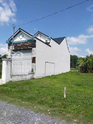 chú 2 bán nhanh 600tr lô 147m2 đất đẹp ở thái mỹ củ chi