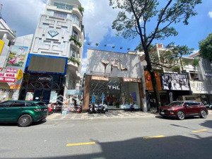 siêu khan hiếm mặt tiền ngay lê văn sỹ - dt 10x30m - 5 tầng - hđt 90 triệu/tháng - giá 70 tỷ