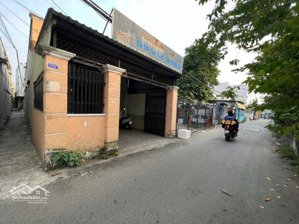 bán nhà góc 2 mặt tiền kinh doanh hẻm đường 138, tân phú, quận 9, đường oto sạch đẹp, giá hơn 5 tỷ