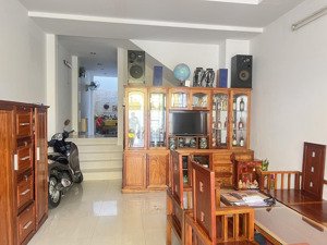 nhà đẹp giá rẻ 4 tầng btct lã xuân oai chỉ 7.5 tỷ