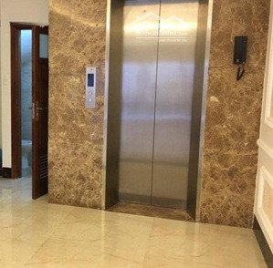 chính chủ cho thuê nhà mới, 2 mặt đường, phố nguyên hồng, 87m2 x 4t kinh doanh, vp, nhà hàng 56 tr