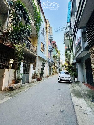 nhà bán gần kim đồng - nguyễn an ninh - nhà hai mặt tiền - hướng tây - chỉ hơn 16 tỷ .